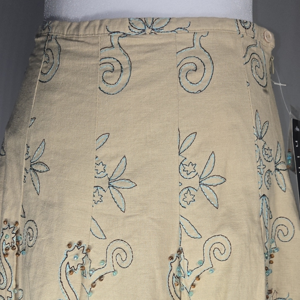 NINETY Embroidered A-Line Skirt w/ Brown & Iridescent Beading - Picture 3 of 11